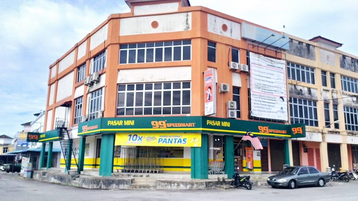 99 speedmart 2617 kh pusat komersial saujana