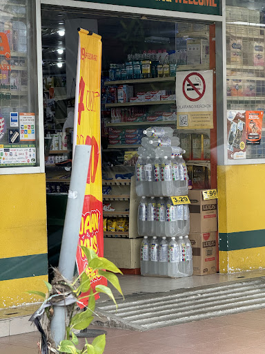 99 Speedmart 2302 (JH) Taman Ungku Tun Aminah 3