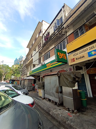99 Speedmart 2713 Jalan Peel