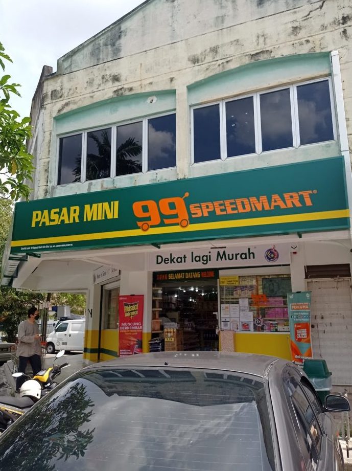 speedmart taman labis